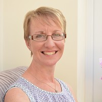 Helen Lee