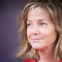 Lynne Cole