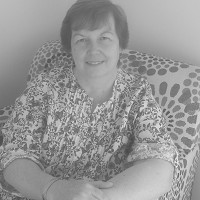 Karen Deasy Therapist