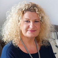 Julia Bennett Therapist