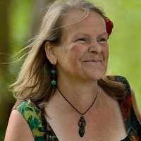 Helen Gialias