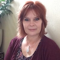 Suzanne Ellis Therapist