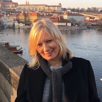Karen Hodgson Therapist