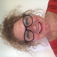 Lyndise Tarbuck Therapist