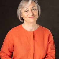 Anne L Ryan