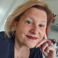Karen  Ferguson